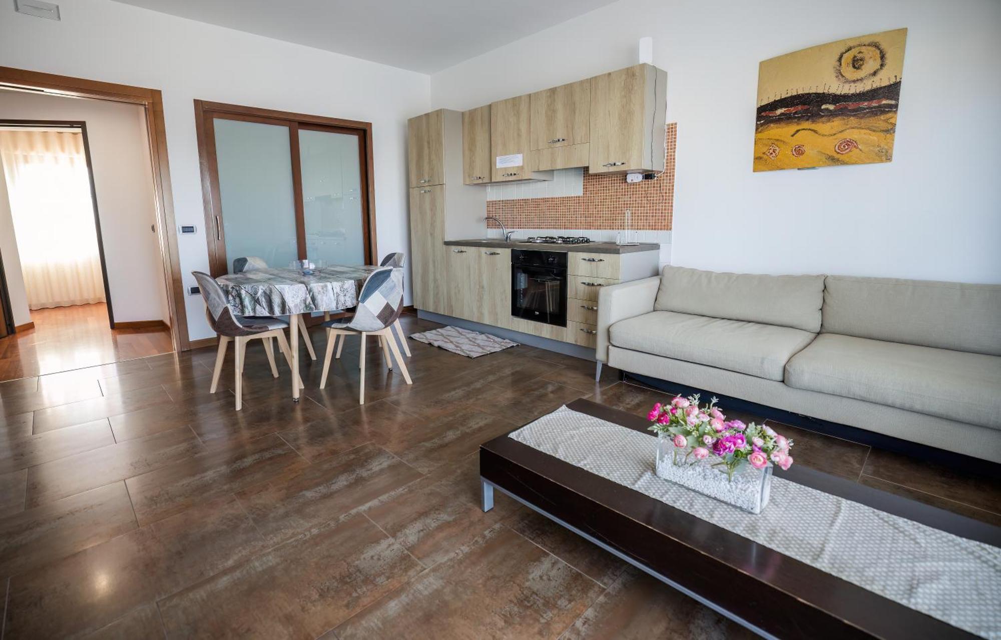 Sole Mare Apartment Gioia Tauro Exterior photo